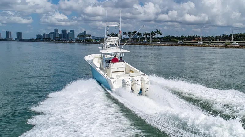 2016 SeaVee 370Z