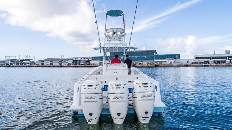 2016 SeaVee 370Z