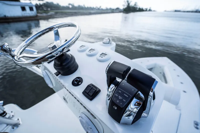 2016 SeaVee 370Z
