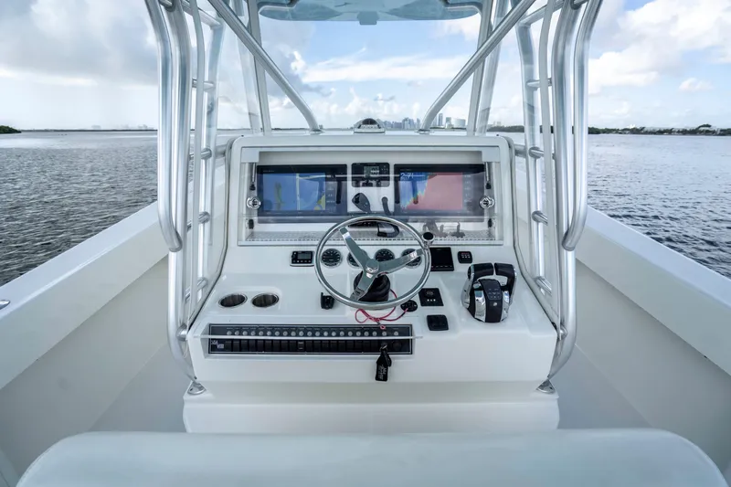 2016 SeaVee 370Z