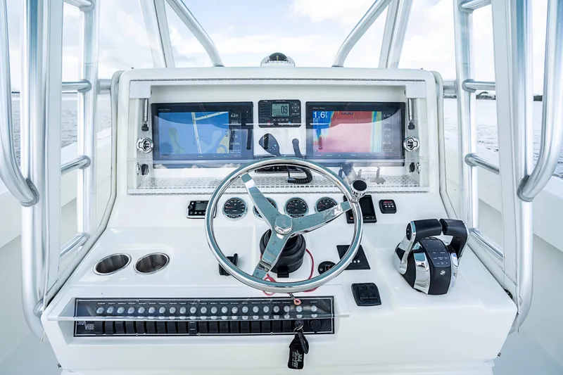 2016 SeaVee 370Z