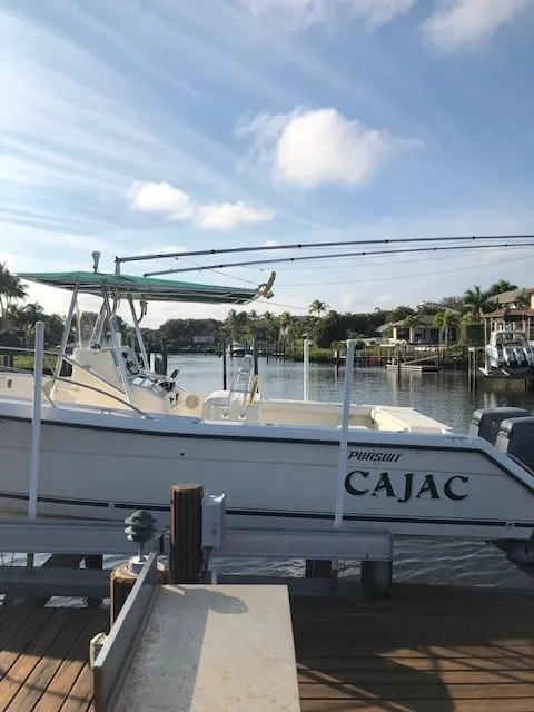 1998 Pursuit 2870 Center Console