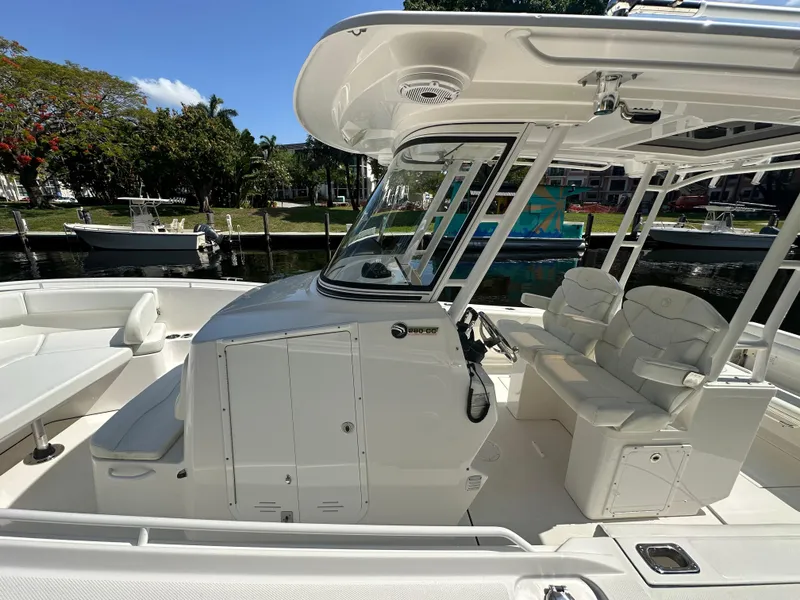 2020 Edgewater 280CC