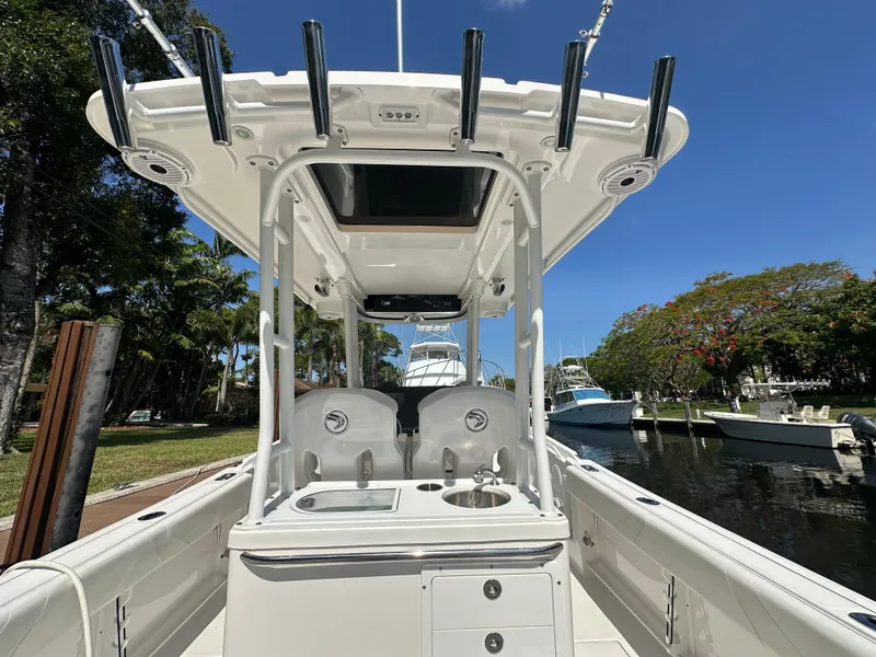 2020 Edgewater 280CC