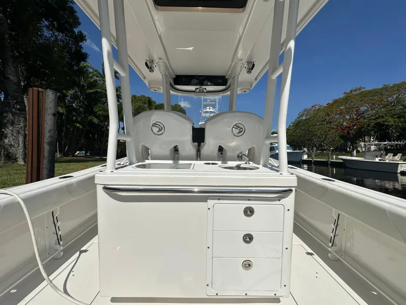2020 Edgewater 280CC