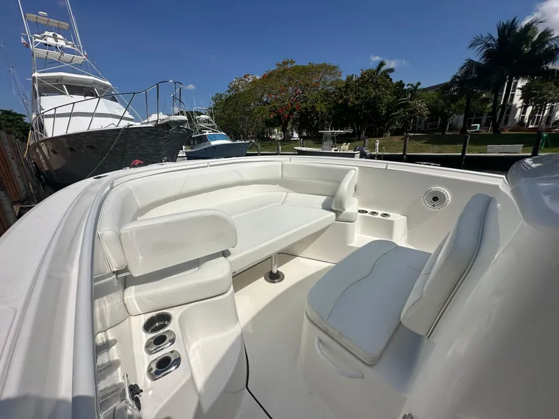 2020 Edgewater 280CC