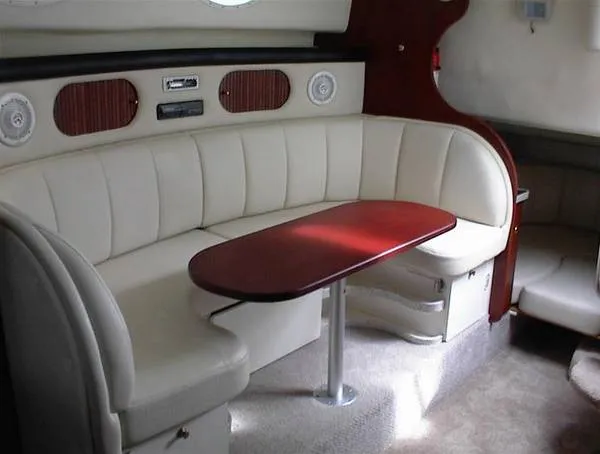 2001 Rinker Fiesta Vee