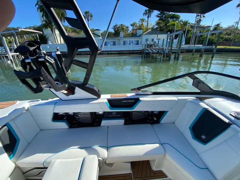 2020 Nautique G21 Coastal Edition