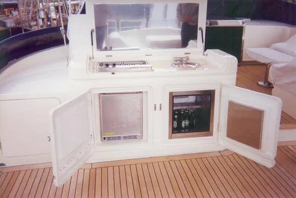 1998 Azimut 100 Jumbo