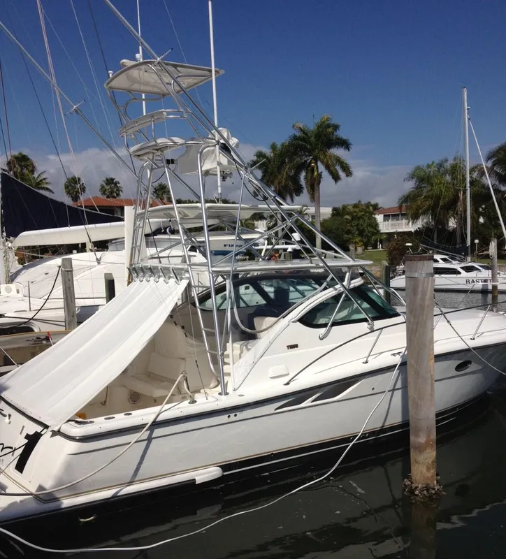 2001 Tiara Yachts 3800 Open