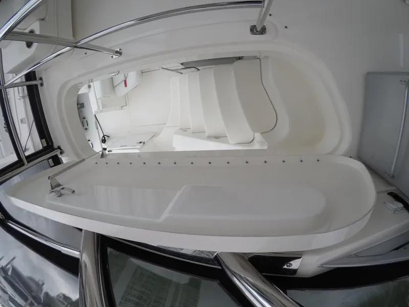2008 Sea Ray Sedan Bridge