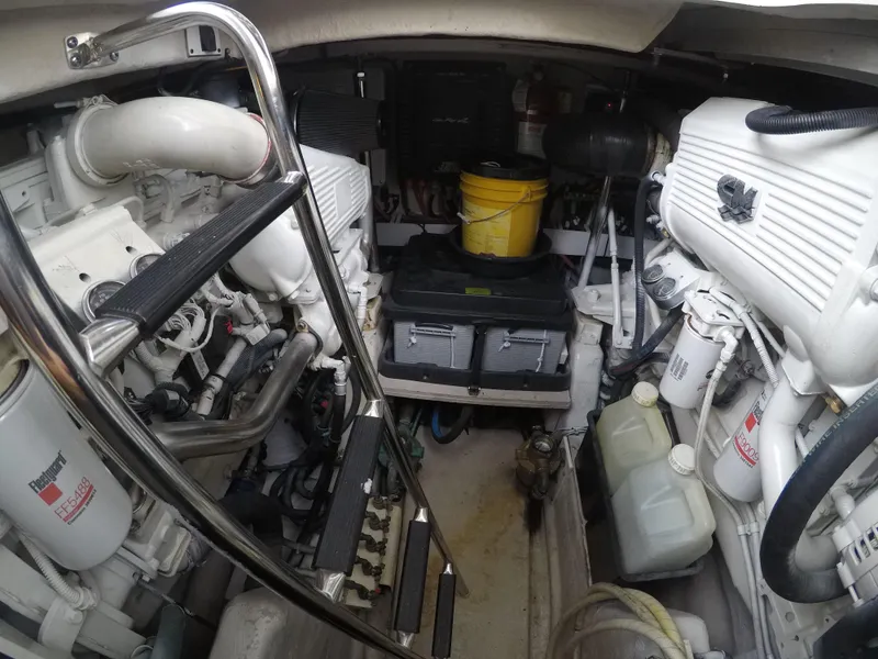 2008 Sea Ray Sedan Bridge