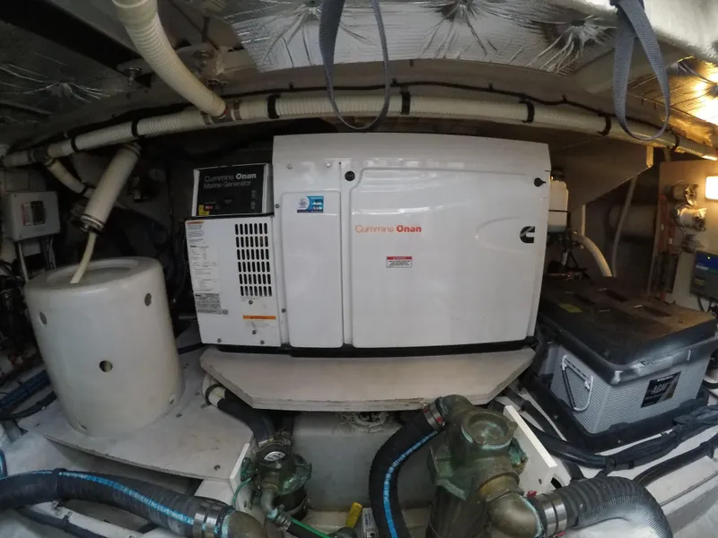 2008 Sea Ray Sedan Bridge