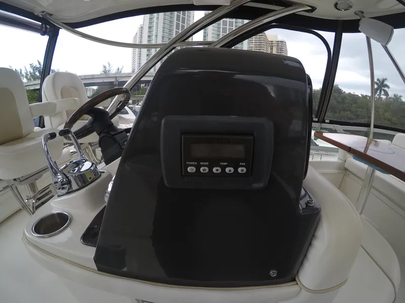 2008 Sea Ray Sedan Bridge