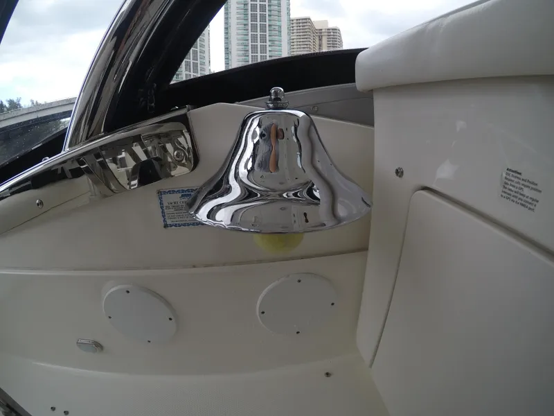 2008 Sea Ray Sedan Bridge