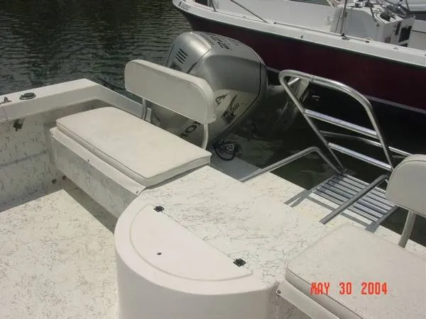 2001 Twin Vee Weekender