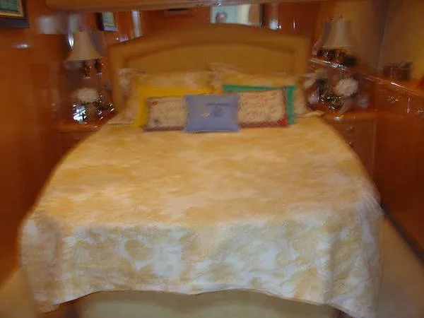 2002 Hatteras Convertible