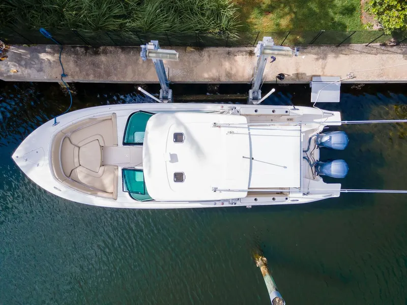 2017 Pursuit DC 325 Dual Console