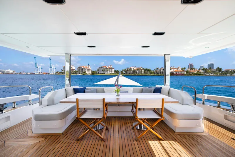 2020 Azimut 27 Metri