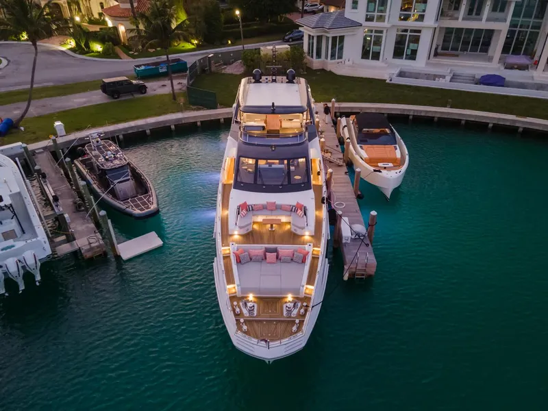 2020 Azimut 27 Metri