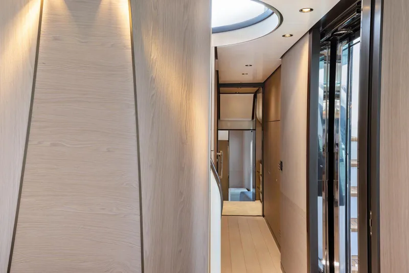 2020 Azimut 27 Metri