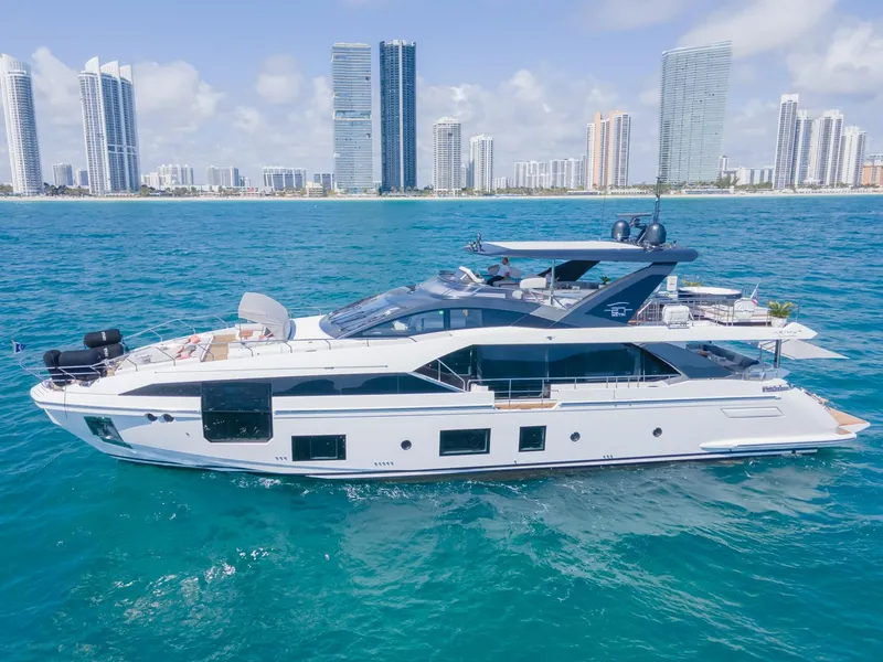 2020 Azimut 27 Metri