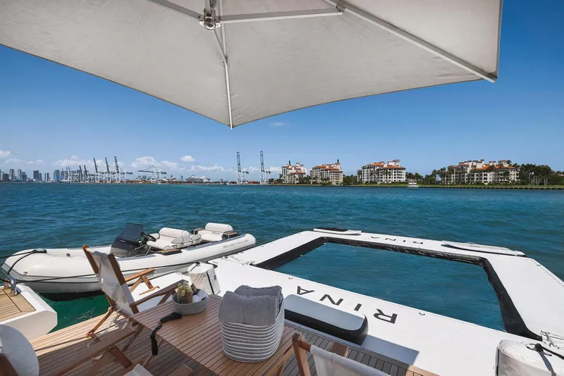 2020 Azimut 27 Metri