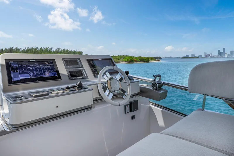 2020 Azimut 27 Metri