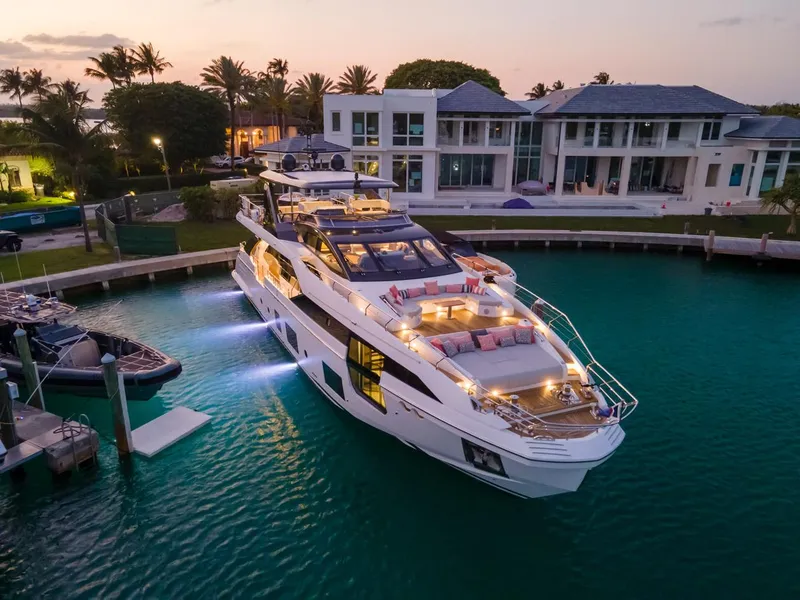 2020 Azimut 27 Metri