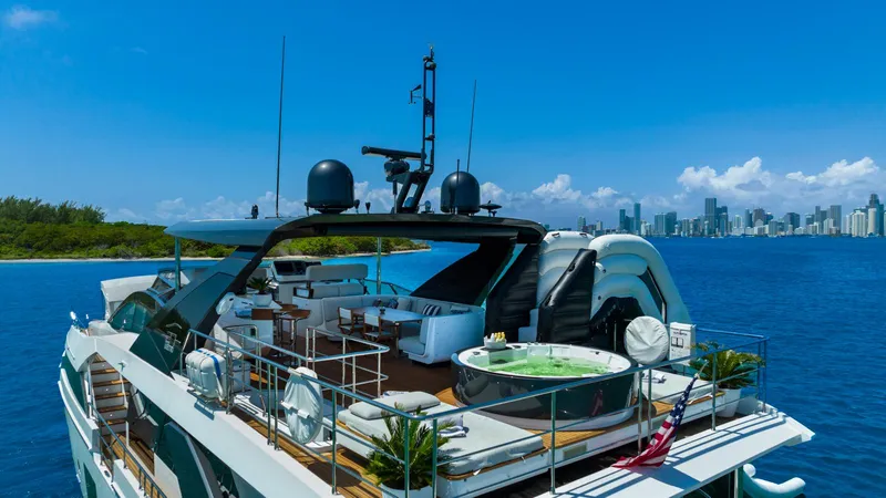2020 Azimut 27 Metri
