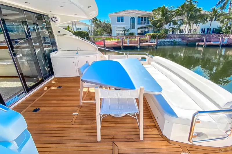 2012 Uniesse 55S