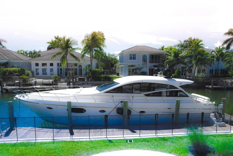 2012 Uniesse 55S