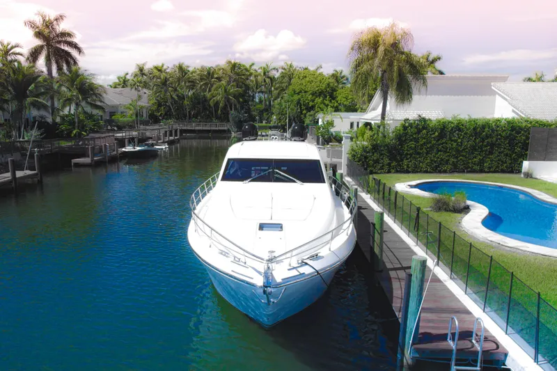 2012 Uniesse 55S