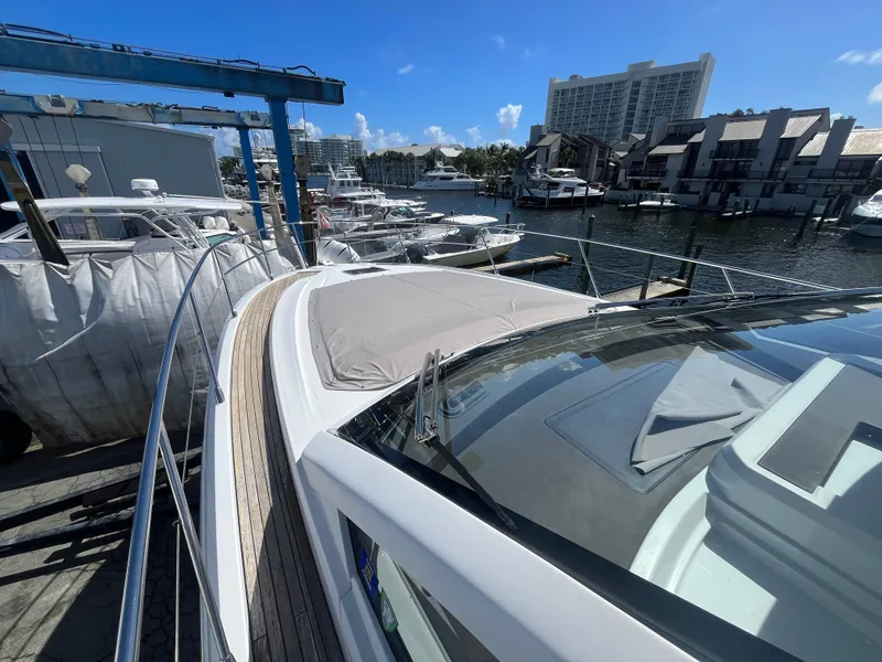 2016 Azimut Atlantis 43