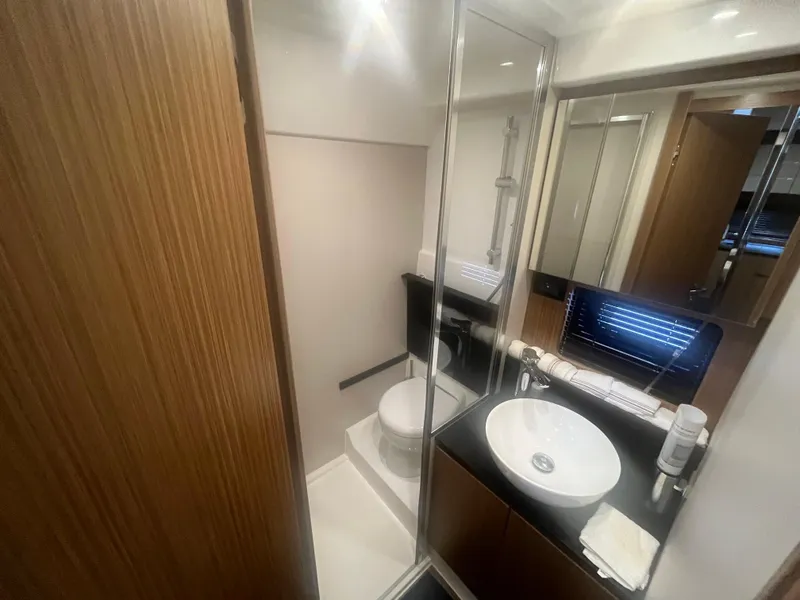 2016 Azimut Atlantis 43