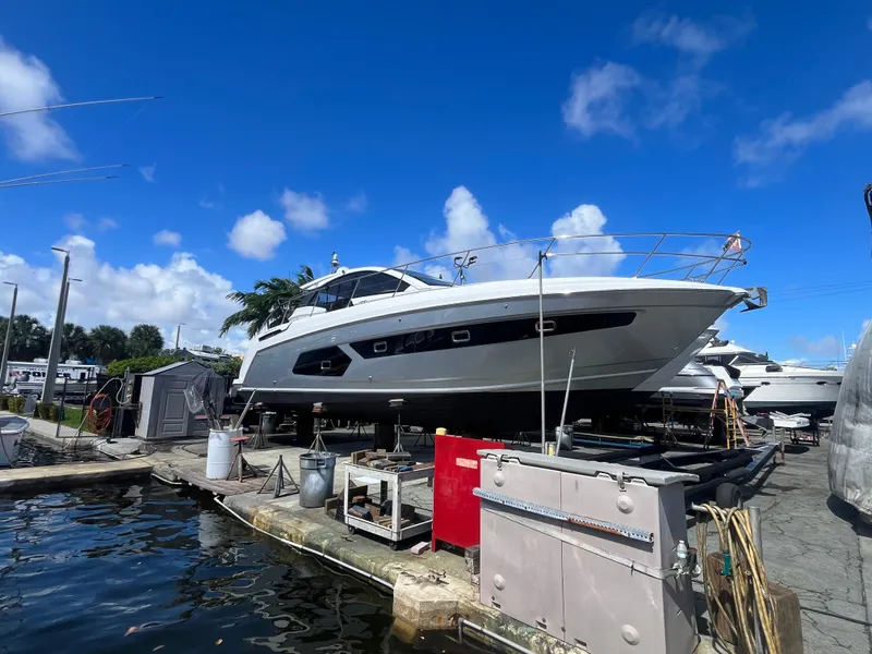 2016 Azimut Atlantis 43
