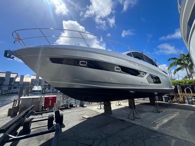 2016 Azimut Atlantis 43
