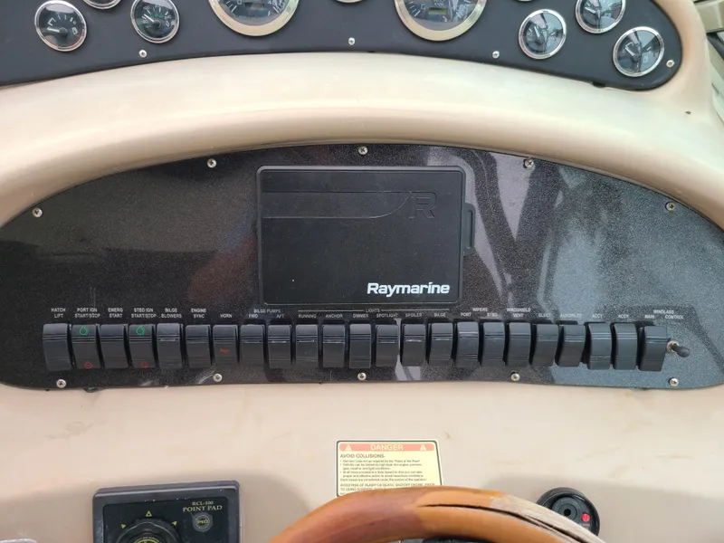 2002 Sea Ray 410 Sundancer