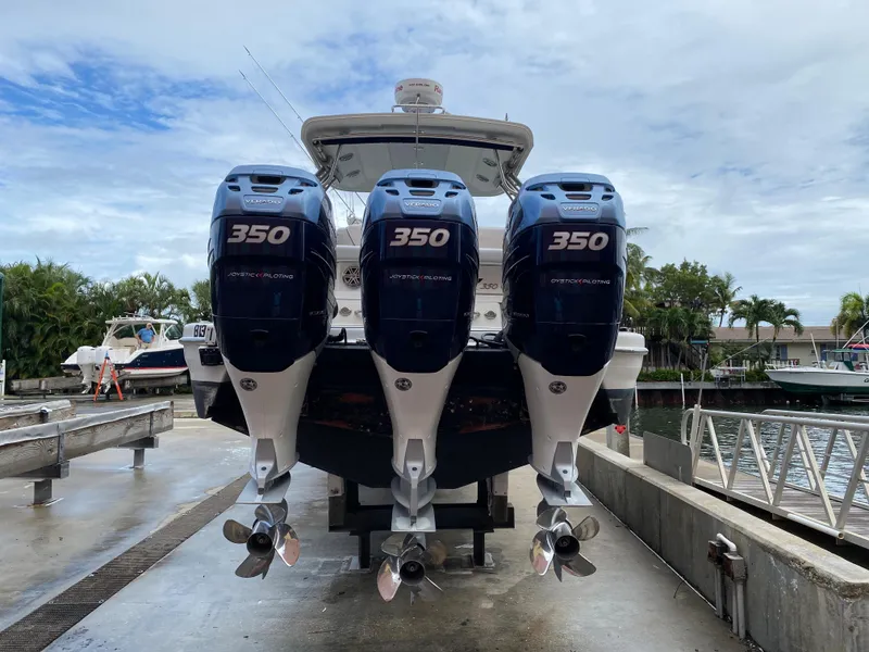 2017 Formula 350 CBR w/Outboards