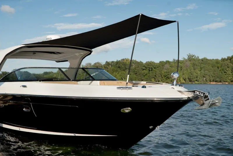 2021 Sea Ray SLX 350 Outboard