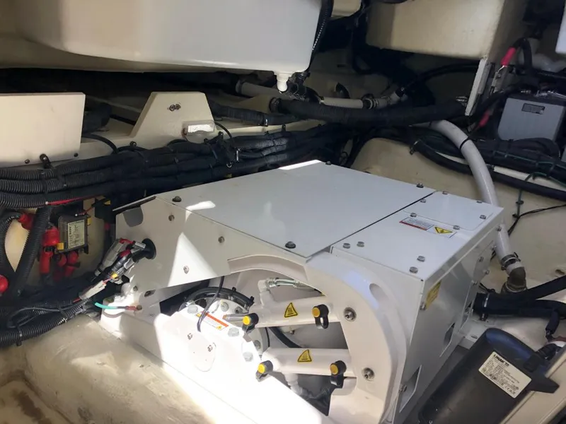 2021 Sea Ray SLX 350 Outboard