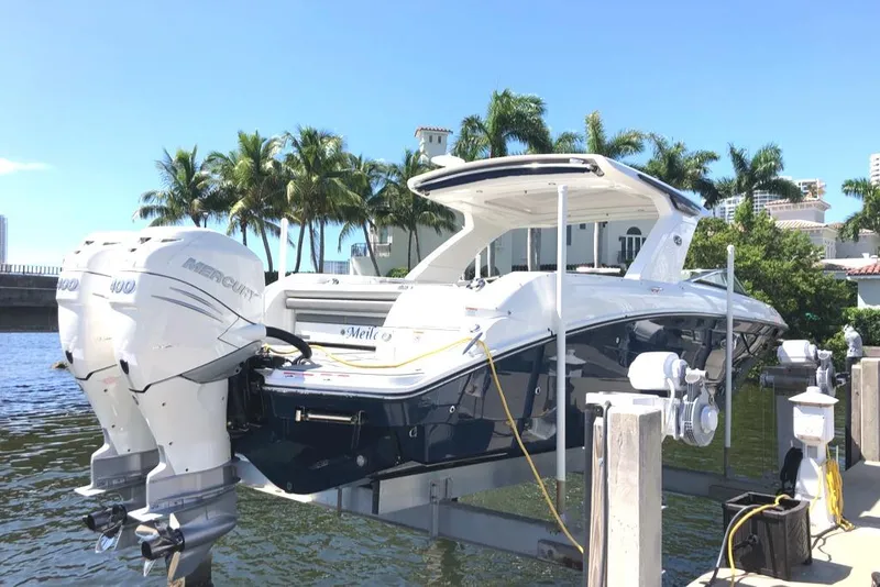 2021 Sea Ray SLX 350 Outboard