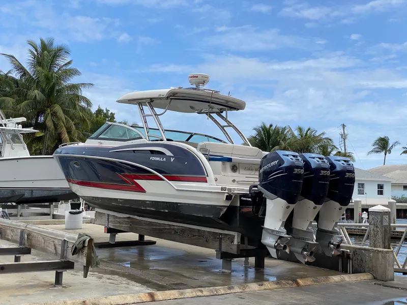 2017 Formula 350 CBR w/Outboards