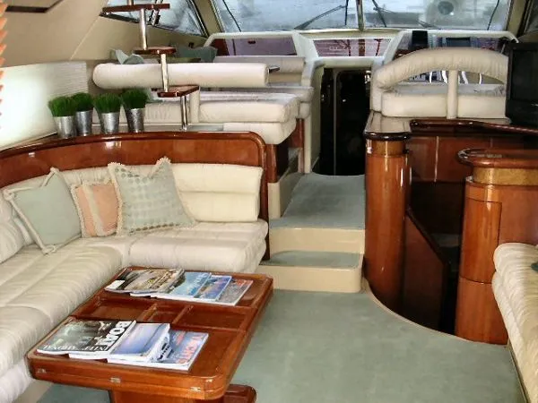 1998 Ferretti Yachts Motoryacht