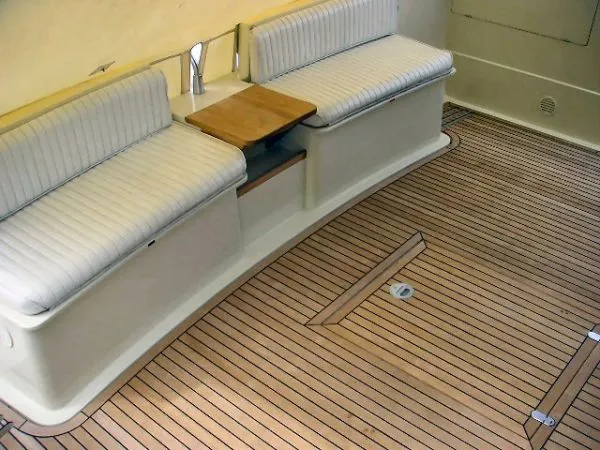 1998 Ferretti Yachts Motoryacht