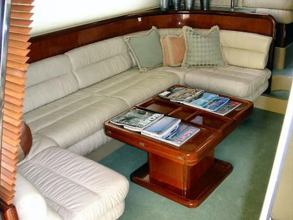 1998 Ferretti Yachts Motoryacht