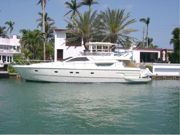 1998 Ferretti Yachts Motoryacht