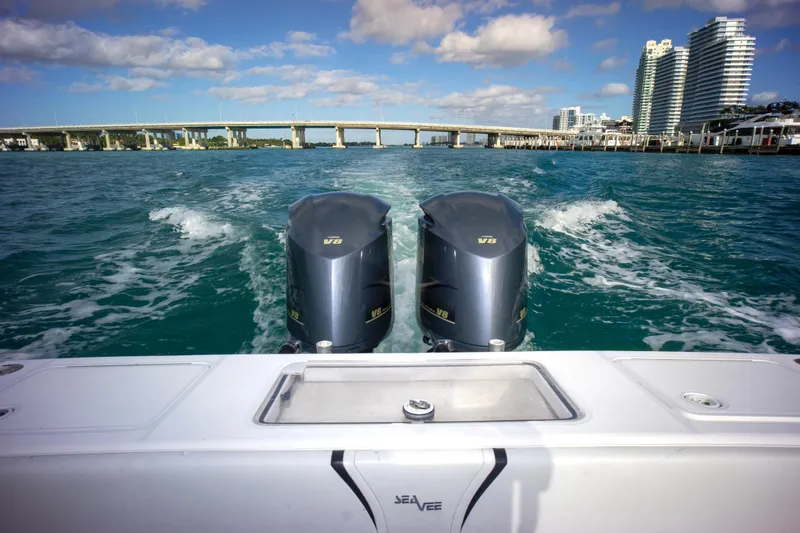 2006 SeaVee 340B