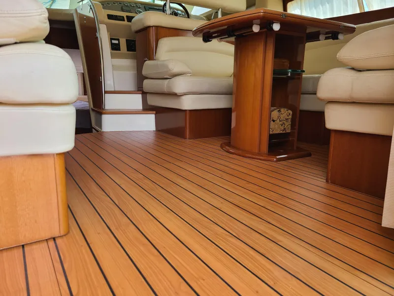 2007 Prestige Jeanneau 42 Fly