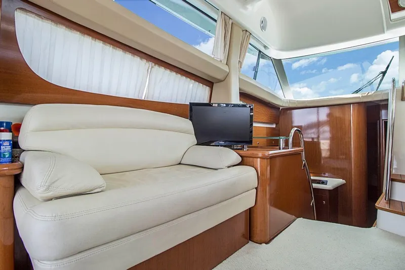 2007 Prestige Jeanneau 42 Fly